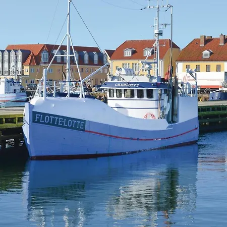 Ferienhaus Four-bedroom Holiday In Harboore