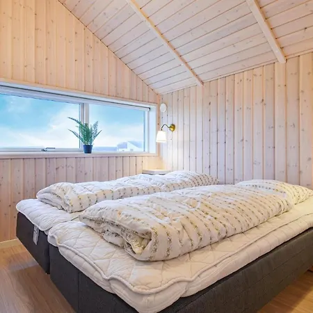 Ferienhaus Four-bedroom Holiday In Harboore *