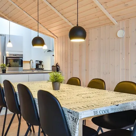 Four-bedroom Holiday In Harboore