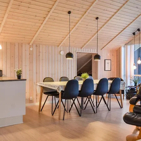 Ferienhaus Four-bedroom Holiday In Harboore *