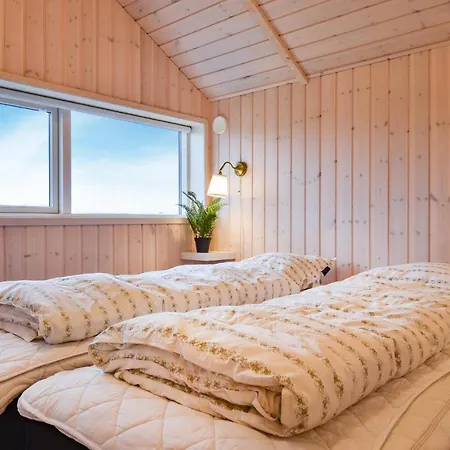 Ferienhaus Four-bedroom Holiday In Harboore